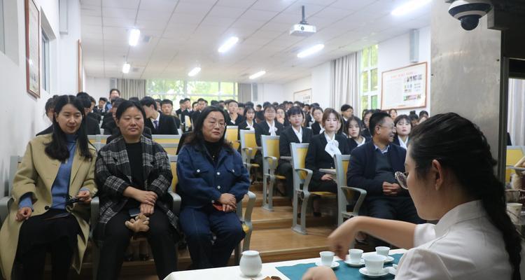 烹饪攻略旅游管理（一场独特的美食之旅，从烹饪到旅游管理，拓展你的视野）-第1张图片-游戏攻略港